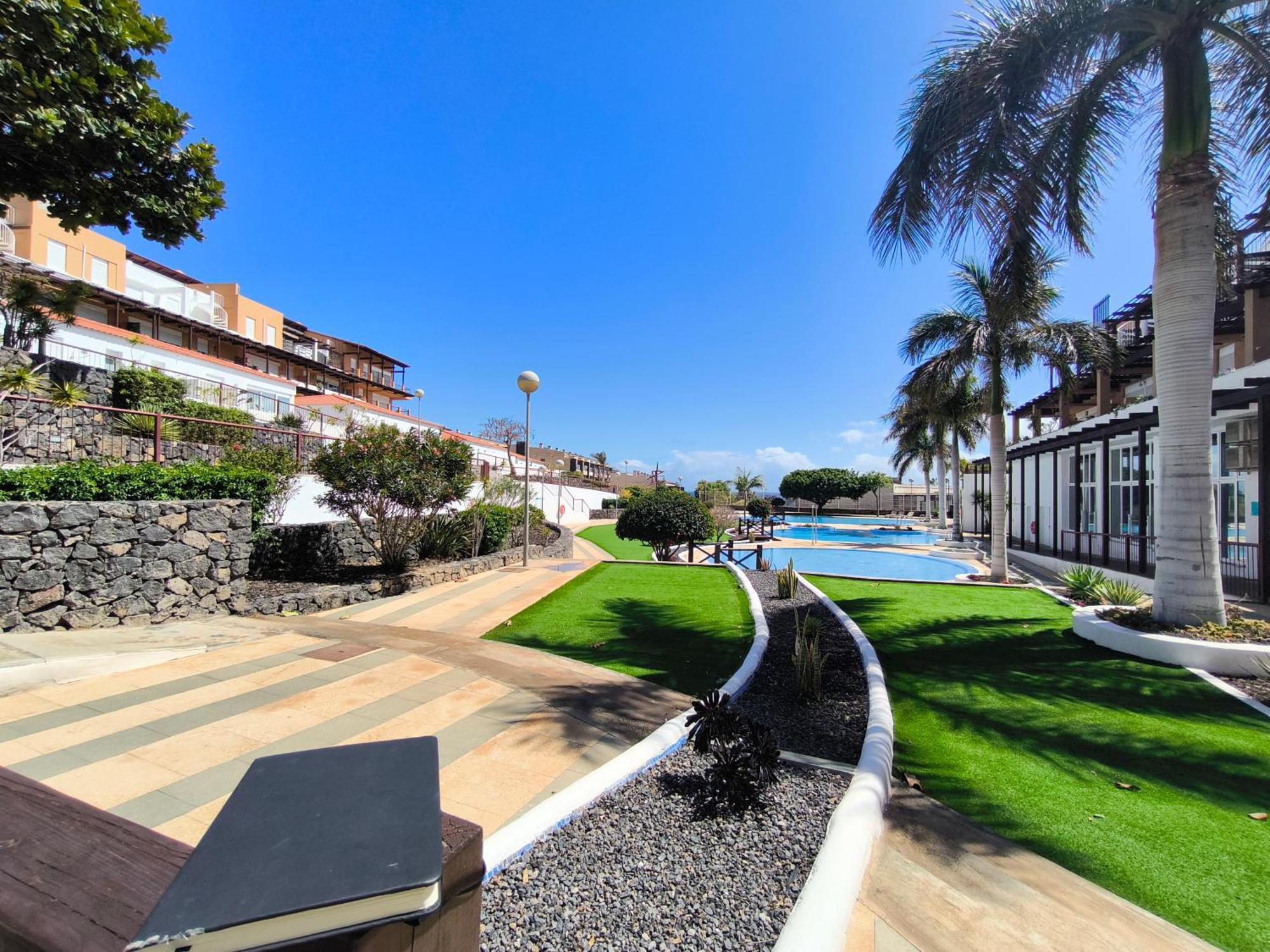 Rentenerife Magec Swing & Sun Amarilla Golf 圣米格尔德阿沃纳 外观 照片